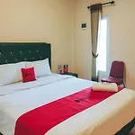 Reddoorz Syariah Near Lippo Plaza Sidoarjo