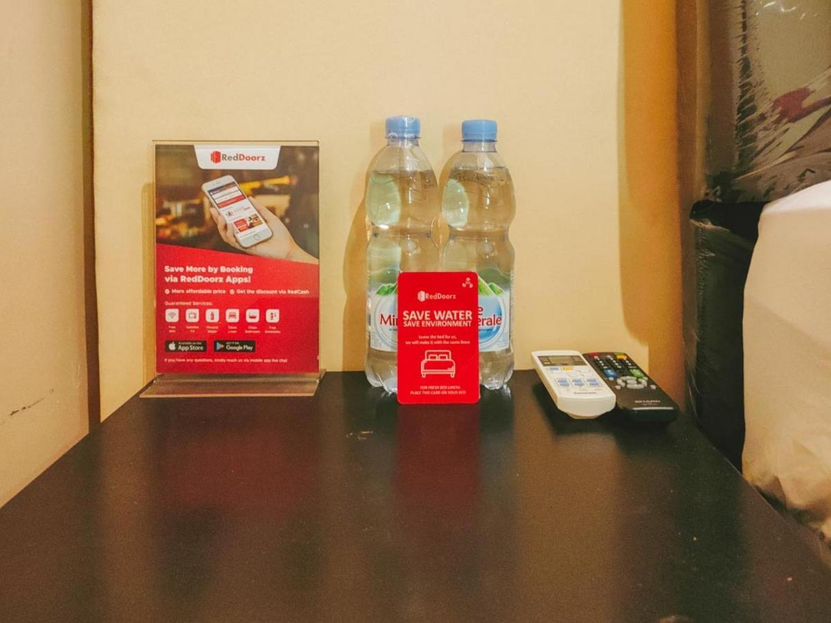 Reddoorz Syariah Near Lippo Plaza 2* Sidoarjo